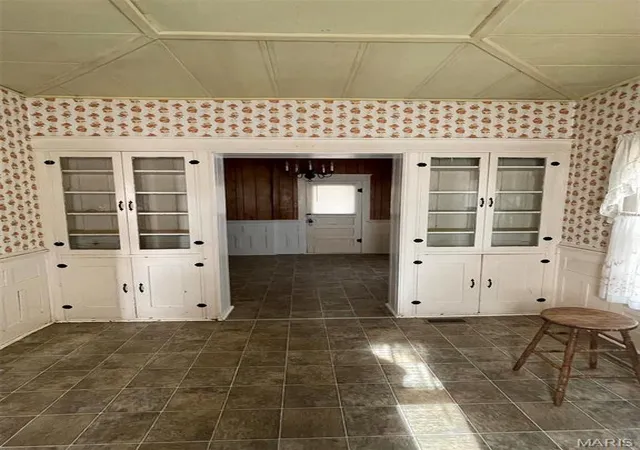 Photo 4 of Single Family Residence at 722 W Main, Bernie, MO 63822 | MLS# MIS24000645 |  | Sold on 2025-09-09