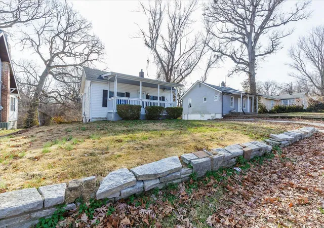 2nd image of 314 Midridge Dr, Saint Louis, MO 63137 | MLS# MIS24000654