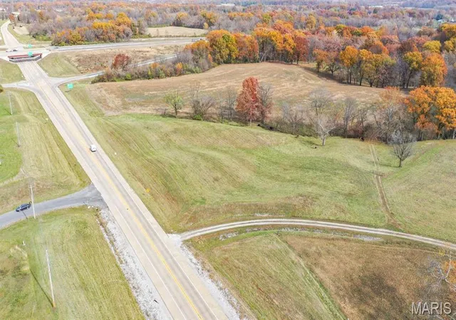 Photo 37 of Land for sale at 4245 Seminary Rd, Alton, IL 62002 | MLS# MIS24006313 | Listing updated on 2026-01-09