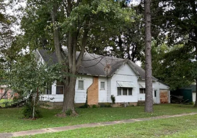 Photo 1 of Single Family Residence at 316 Day Ave, Bernie, MO 63822 | MLS# MIS24010819 |  | Sold on 2025-01-31