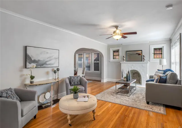 Photo 2 of Single Family Residence at 6439 Mardel Ave, Saint Louis, MO 63109 | MLS# MIS24014658 | | Sold on 2024-04-18
