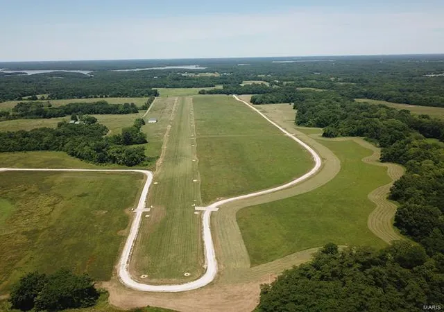 Photo 4 of Land at 0 Lot #4-2 Billets Landing Pl, Perry, MO 63462 | MLS# MIS24016040 | | Sold on 2024-12-19
