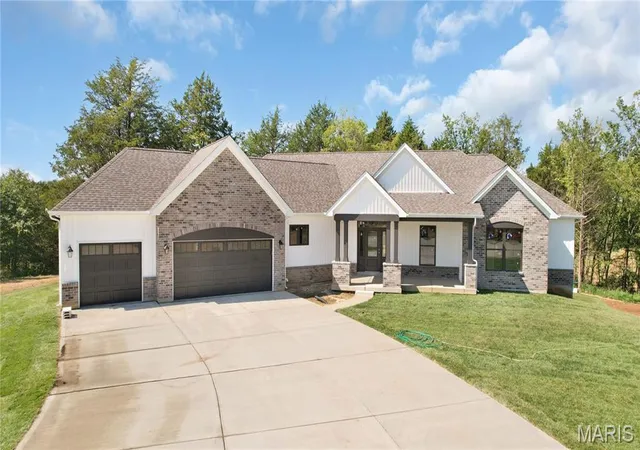 Photo 4 of Single family home for sale at 0 Cypress-Ests @ Schaper Farms, Foristell, MO 63348 | MLS# MIS24018521 | Listing updated on 2026-09-02