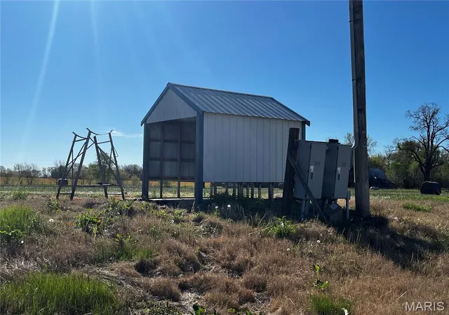 Photo 5 of Sale Pending at 7428 County Road 420, Puxico, MO 63960 | MLS# MIS24020125 | Listing updated on 2026-07-22