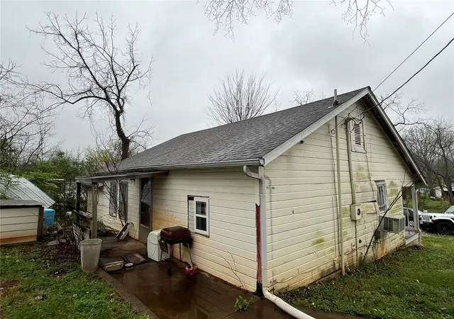 Photo 2 of Single Family Residence at 2555 Madison 275, Fredericktown, MO 63645 | MLS# MIS24021594 | | Sold on 2024-12-20