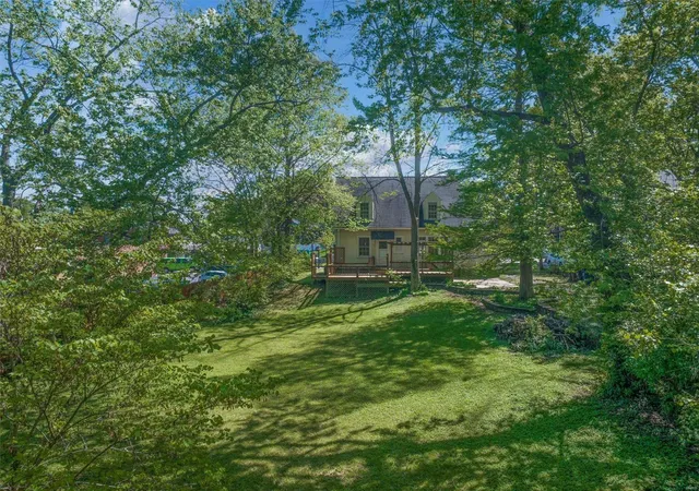 Photo 4 of Single Family Residence at 415 N Sappington Rd, Saint Louis, MO 63122 | MLS# MIS24023446 | | Sold on 2024-10-22