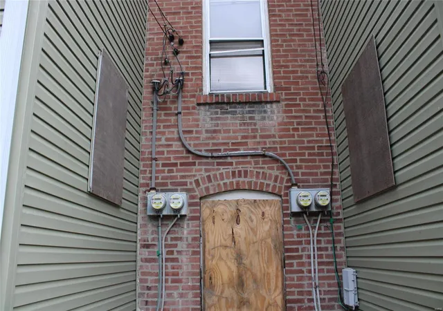 Photo 4 of Multi Family at 5142 Northland Ave, Saint Louis, MO 63113 | MLS# MIS24024308 | | Sold on 2024-12-19