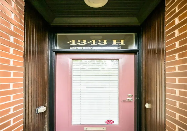 Photo 1 of Condominium at 4343 Laclede Ave #H, Saint Louis, MO 63108 | MLS# MIS24025938 | | Sold on 2024-06-13
