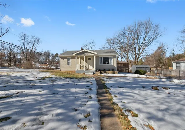 Photo 1 of Single Family Residence at 3203 Wismer Rd, Saint Ann, MO 63074 | MLS# MIS24026046 | | Sold on 2025-03-31
