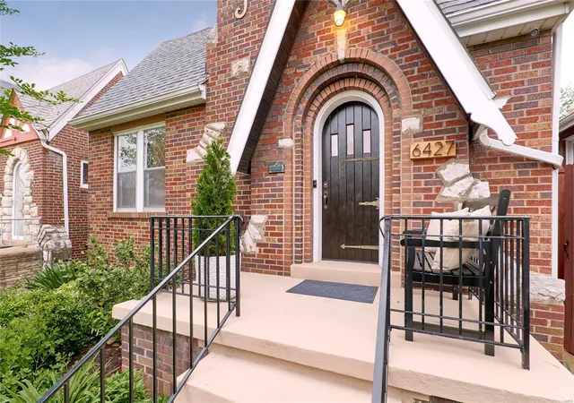 Photo 2 of Single Family Residence at 6427 Pernod Ave, Saint Louis, MO 63139 | MLS# MIS24028258 | | Sold on 2024-06-05