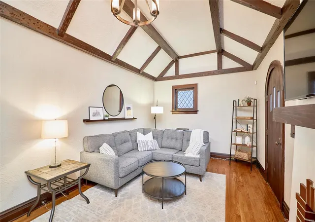 Photo 4 of Single Family Residence at 6427 Pernod Ave, Saint Louis, MO 63139 | MLS# MIS24028258 | | Sold on 2024-06-05
