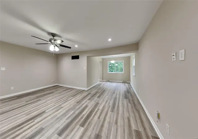 Photo 3 of Single Family Residence at 113 Mary Pat Ct, Saint Charles, MO 63303 | MLS# MIS24029301 | | Sold on 2025-03-27