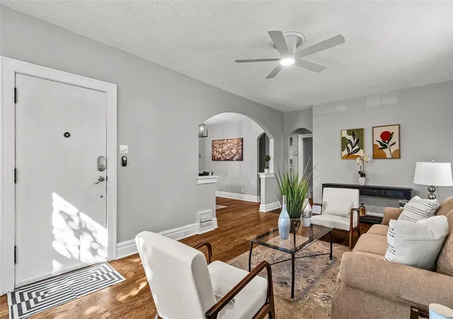 Photo 4 of Single Family Residence at 6135 Louisiana Ave, Saint Louis, MO 63111 | MLS# MIS24031481 |  | Sold on 2024-08-09