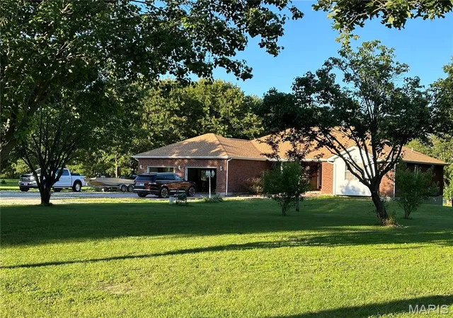 Photo 2 of Single Family Residence at 3890 Tall Oaks Dr, Bland, MO 65014 | MLS# MIS24033839 |  | Sold on 2025-10-15