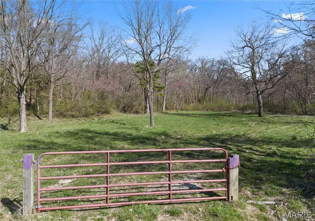 1st image of 17 Greens Bottom Rd, St Charles, MO 63304 | MLS# MIS24034722
