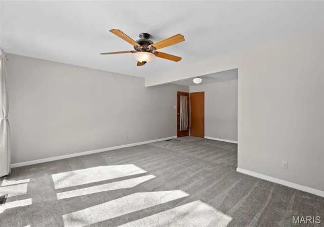Photo 2 of Single Family Residence at 2447 Saint Robert Ln, Saint Charles, MO 63301 | MLS# MIS24036114 | | Sold on 2025-05-23