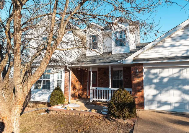 Single Family Residence at 17065 Lensman Rd, Saint Robert, MO 65584 | MLS# MIS24036129 | | Sold on 2025-05-02