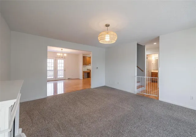 Photo 3 of Single Family Residence at 17065 Lensman Rd, Saint Robert, MO 65584 | MLS# MIS24036129 | | Sold on 2025-05-02