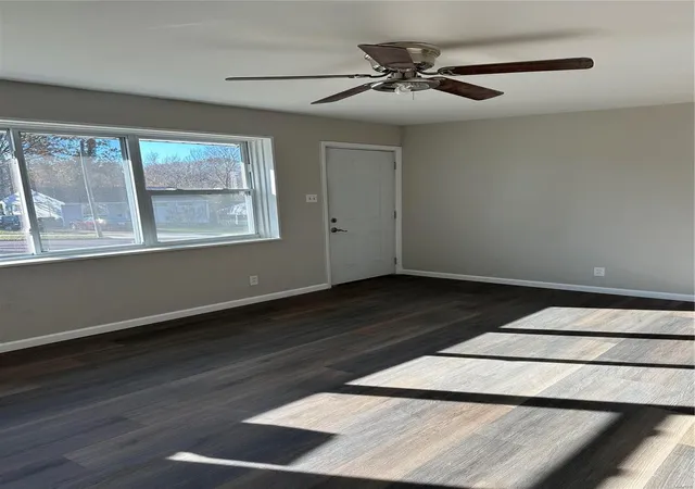 Photo 1 of Single Family Residence at 7711 Ellington Dr, Saint Louis, MO 63121 | MLS# MIS24039921 |  | Sold on 2025-01-21