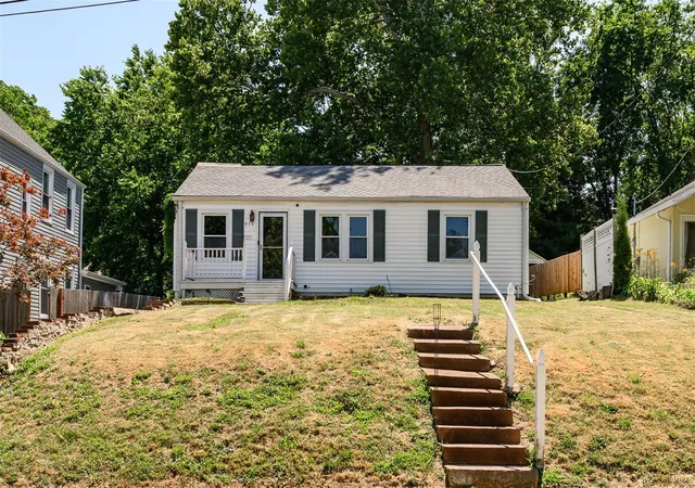 Single Family Residence at 610 Cornelia Ave, Saint Louis, MO 63119 | MLS# MIS24040077 | | Sold on 2024-10-15