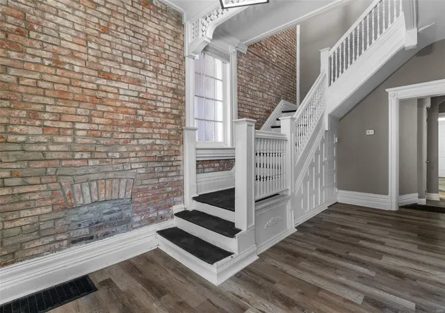 Photo 4 of Single Family Residence at 4459 Enright Ave, Saint Louis, MO 63108 | MLS# MIS24040675 | | Sold on 2025-01-17