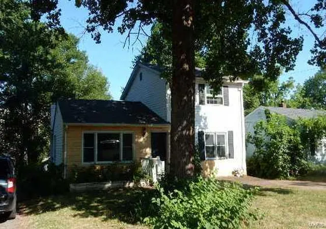 Photo 1 of Single Family Residence at 3729 Dixie Dr, Saint Ann, MO 63074 | MLS# MIS24041216 | | Sold on 2024-07-31