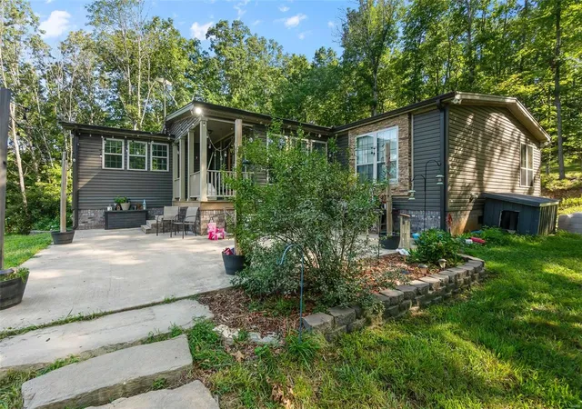 Photo 4 of Single Family Residence at 22501 State Hwy Cc, Marble Hill, MO 63764 | MLS# MIS24043307 |  | Sold on 2025-02-07