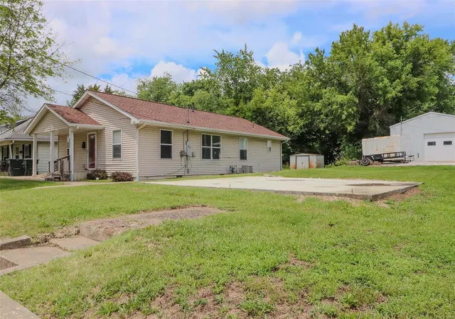 Photo 3 of Single Family Residence at (Undisclosed), Fulton, MO 65251 | MLS# MIS24044040 | | Sold on 2025-03-31