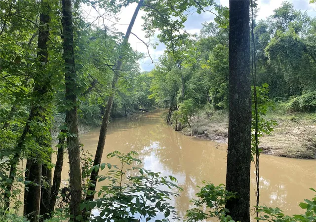 Photo 1 of Farm at 0 Rivertrail Rd, Hermann, MO 65041 | MLS# MIS24044065 | | Sold on 2024-12-17