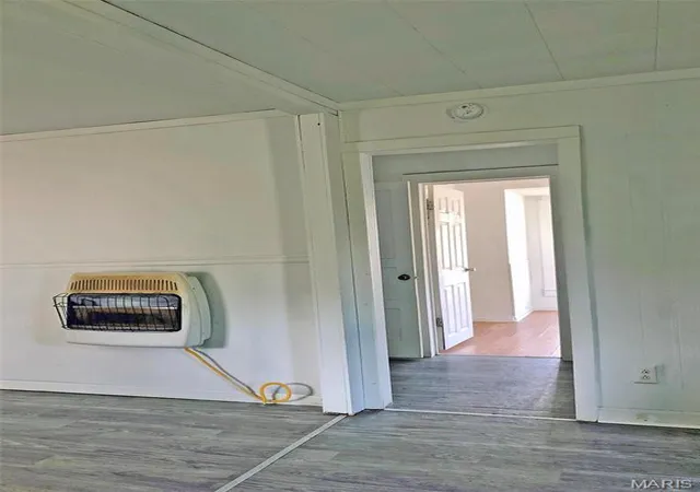 Photo 3 of Single Family Residence at 1411 Pine St, Dexter, MO 63841 | MLS# MIS24045500 |  | Sold on 2025-06-20