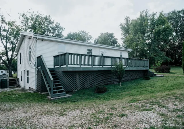 Photo 1 of Single Family Residence at 1250 Sycamore Ln, Saint Clair, MO 63077 | MLS# MIS24045567 | | Sold on 2024-12-27