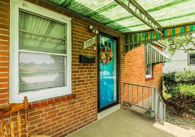 Photo 1 of Single Family Residence at 7100 Idaho Ave, Saint Louis, MO 63111 | MLS# MIS24046100 | | Sold on 2025-02-13