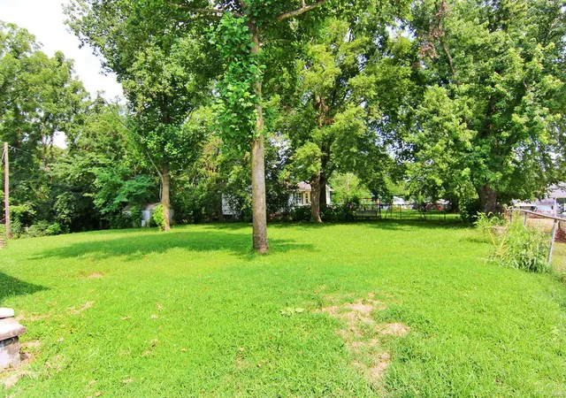 Photo 4 of Single Family Residence at 7079 Zalma St, Zalma, MO 63787 | MLS# MIS24046375 |  | Sold on 2025-04-11