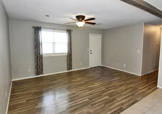 Photo 3 of Single Family Residence at 817 W Tropf St, Advance, MO 63730 | MLS# MIS24048350 |  | Sold on 2024-10-09