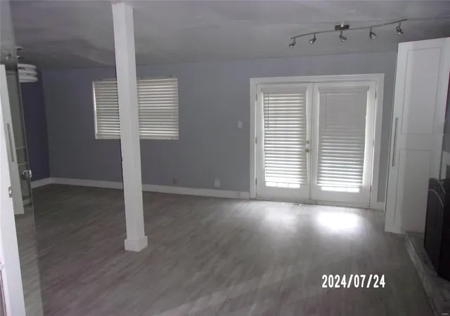 Photo 2 of Single Family Residence at 1223 Waldron Ave, Saint Louis, MO 63130 | MLS# MIS24048390 |  | Sold on 2025-05-16