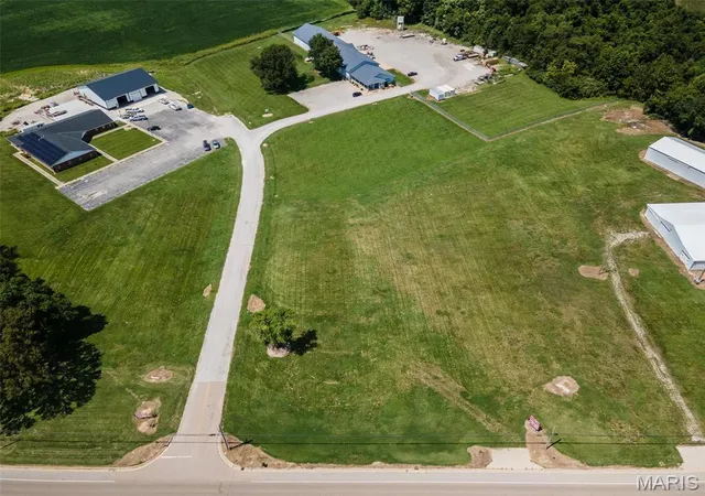 Photo 2 of Land for sale at 4519 Alton Commerce Pkwy, Alton, IL 62002 | MLS# MIS24048689 | Listing updated on 2026-08-06