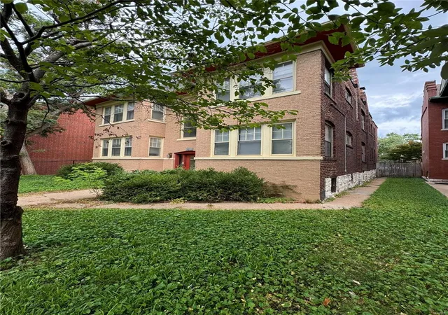 Photo 2 of Multi Family at 4371 Forest Park Ave, Saint Louis, MO 63108 | MLS# MIS24049169 |  | Sold on 2025-07-25