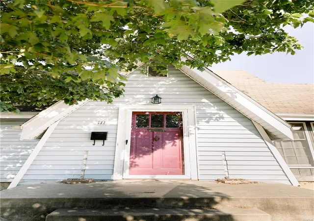 Photo 3 of Single Family Residence at 111 Marshall, Fredericktown, MO 63645 | MLS# MIS24050012 | | Sold on 2025-02-14