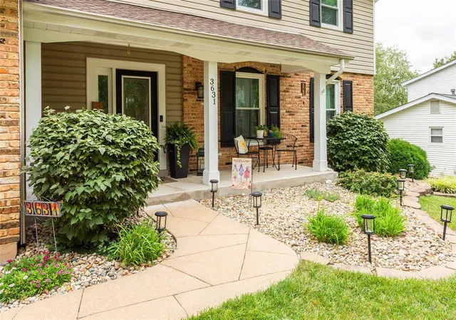 Photo 3 of Single Family Residence at 3631 Whispering Ridge Ln, Saint Louis, MO 63129 | MLS# MIS24050281 | | Sold on 2024-10-08