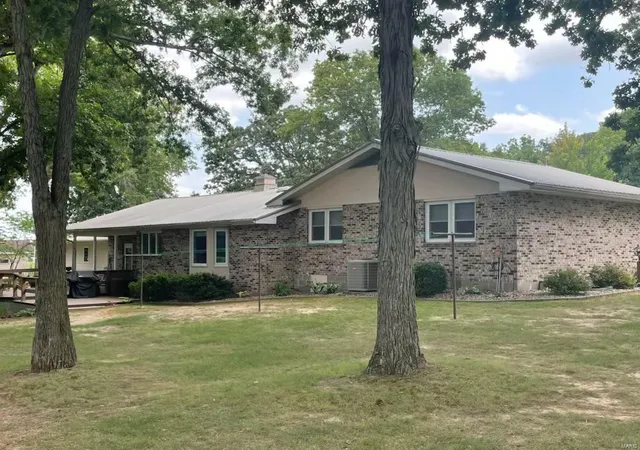 Photo 1 of Single family home for sale at 5630 Hwy M, Shelbyville, MO 63469 | MLS# MIS24050755 | Listing updated on 2025-08-14