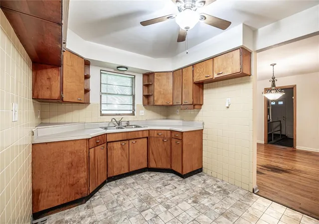 Photo 4 of Single Family Residence at 10511 Lookaway Dr, Saint Louis, MO 63137 | MLS# MIS24051094 |  | Sold on 2024-10-10