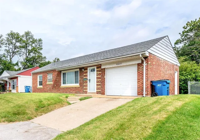 Photo 3 of Single Family Residence at 9517 Reavis Barracks Rd, Saint Louis, MO 63123 | MLS# MIS24051394 | | Sold on 2024-10-11