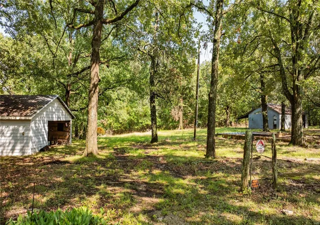 Photo 4 of Farm at 29274 Hwy T, Stoutland, MO 65567 | MLS# MIS24051718 | | Sold on 2025-01-30