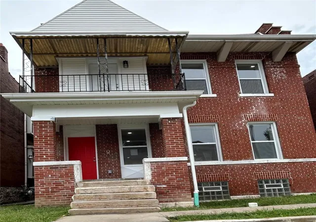 Single Family Residence at 3803 Ashland Ave, Saint Louis, MO 63107 | MLS# MIS24051752 | | Sold on 2025-04-14