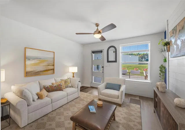 Photo 3 of Single Family Residence at 4343 Fyler Ave, Saint Louis, MO 63116 | MLS# MIS24052015 |  | Sold on 2025-01-21