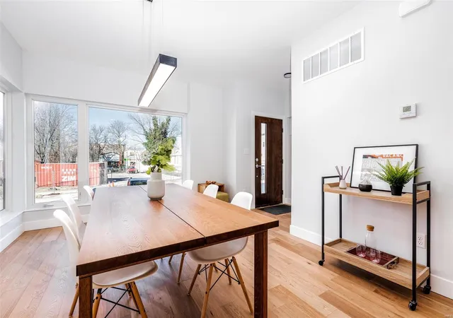 Photo 3 of Single Family Residence at 4435 Vista Ave, Saint Louis, MO 63110 | MLS# MIS24052273 | | Sold on 2024-12-20