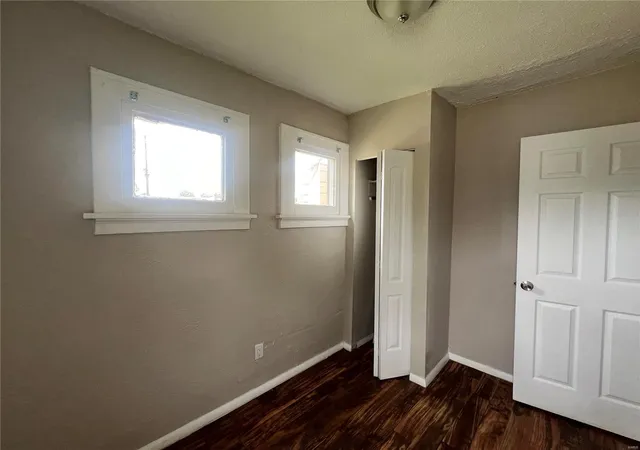 Photo 4 of Single Family Residence at 6757 Schofield Pl, Saint Louis, MO 63133 | MLS# MIS24052333 | | Sold on 2024-12-19