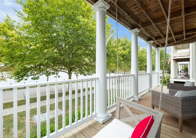 Photo 2 of Single Family Residence at 3491 New Town Lake Dr, Saint Charles, MO 63301 | MLS# MIS24053091 |  | Sold on 2024-10-04