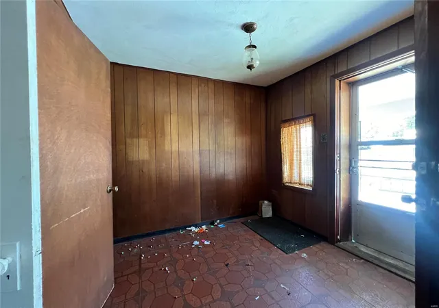 Photo 2 of Single Family Residence at 4530 Greer Ave, Saint Louis, MO 63115 | MLS# MIS24053865 | | Sold on 2024-10-15