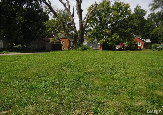 6th image of 301 N 11th St, Belleville, IL 62220 | MLS# MIS24053967
